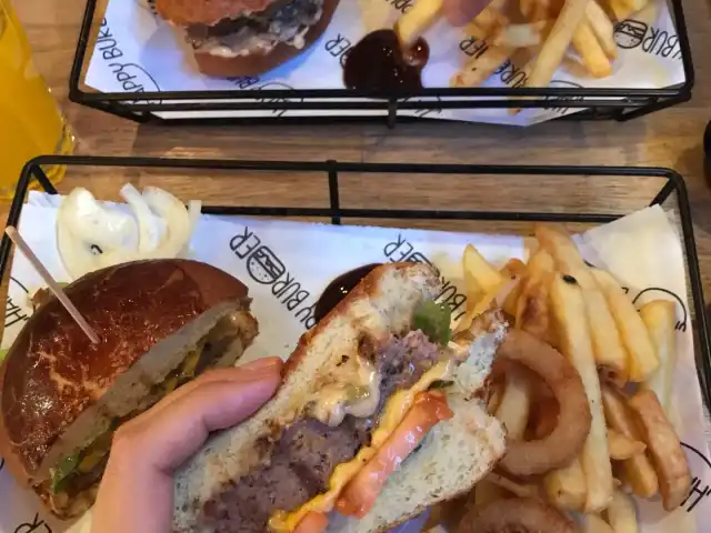 Happy Burger'nin yemek ve ambiyans fotoğrafları 7