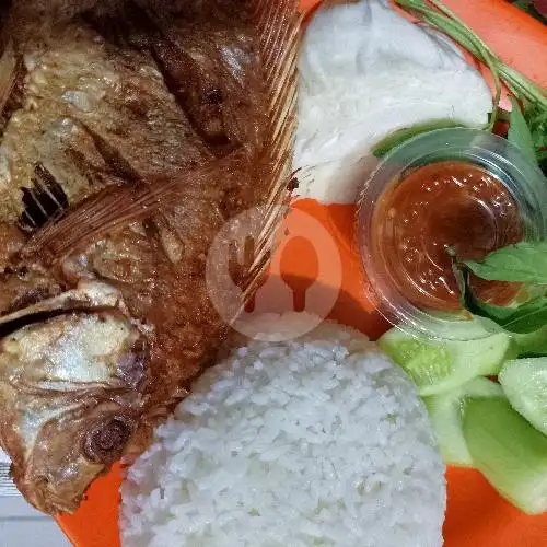 Gambar Makanan Pecel Ayam Lele Azura, Pasar Minggu 6