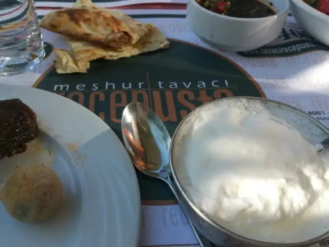 Meshur Tavaci Recep Usta'nin yemek ve ambiyans fotoğrafları 8