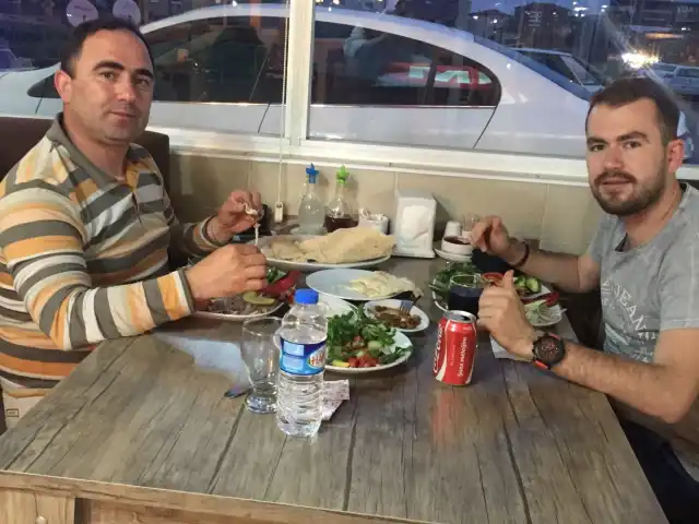 Saray Et Mangal'nin yemek ve ambiyans fotoğrafları 3