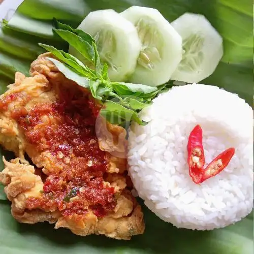 Gambar Makanan Ayam Geprek Ndeso, Wonokromo 1