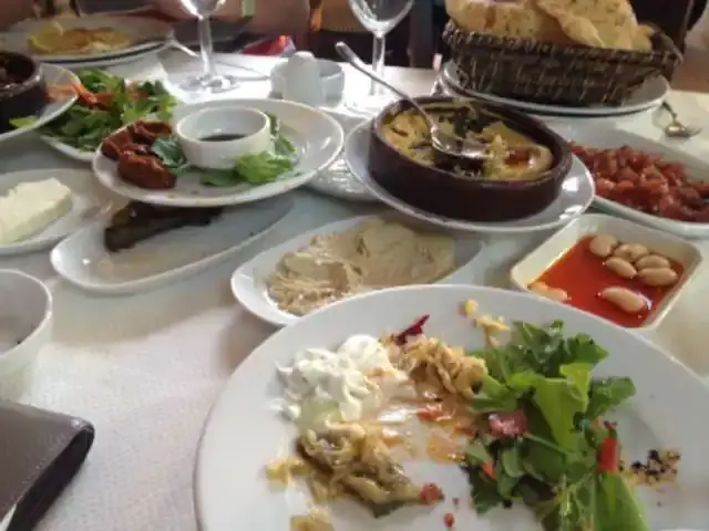 Muazzez Ersoy & Şenol Kolcuoğlu'nin yemek ve ambiyans fotoğrafları 65