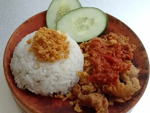 Ayam Geprek Kriuk - GKA, Raya Kembangan Asri