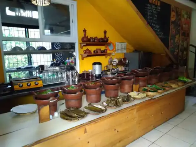 Warung Emak Nasi Bakar