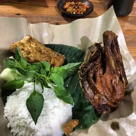 Gambar Makanan Bebek Goreng H. Slamet (Asli) Kartosuro 8