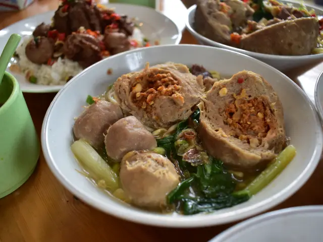 Gambar Makanan Bakso Tigan 8