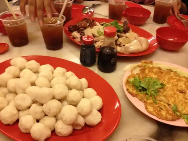 Ee Ji Ban Chicken Rice Ball Food Photo 4