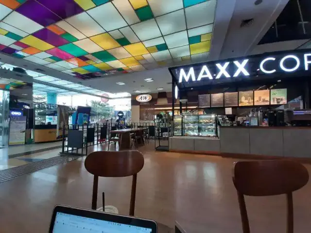 Gambar Makanan Maxx Coffee 9