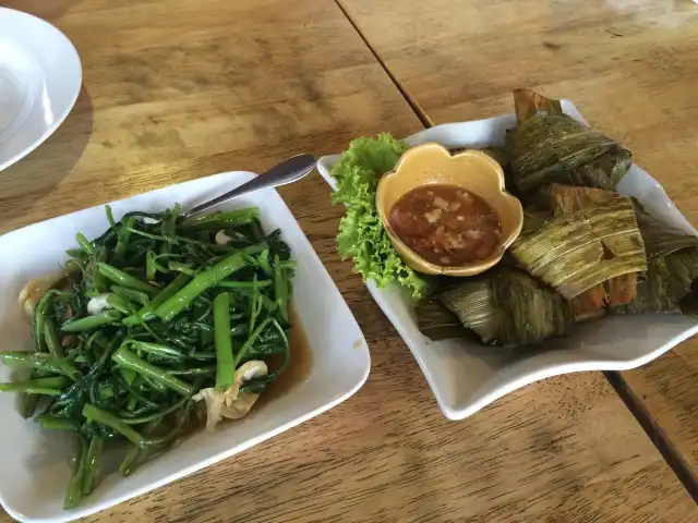 Na Sook Thai Kitchen Food Photo 9