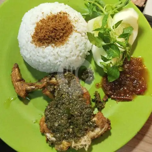 Gambar Makanan Penyet Sambal Ijo Pak Kumis Apron 1