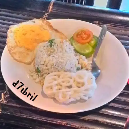 Gambar Makanan Saung Gawir Bungalow & Resto 18