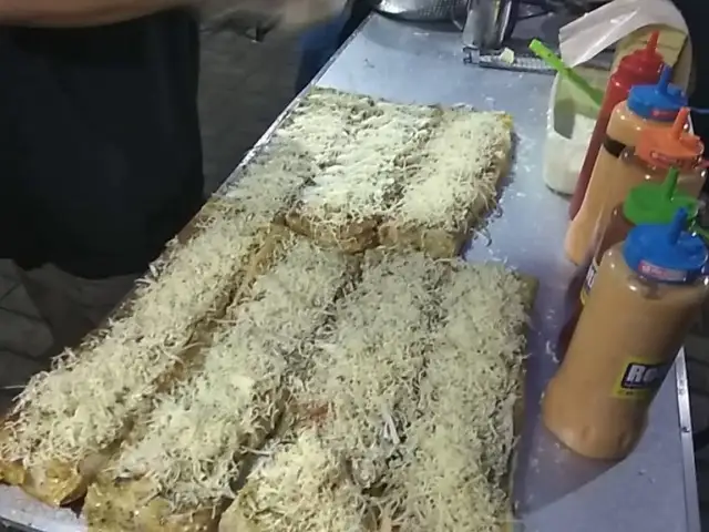 Gambar Makanan Roti John Surabaya 4