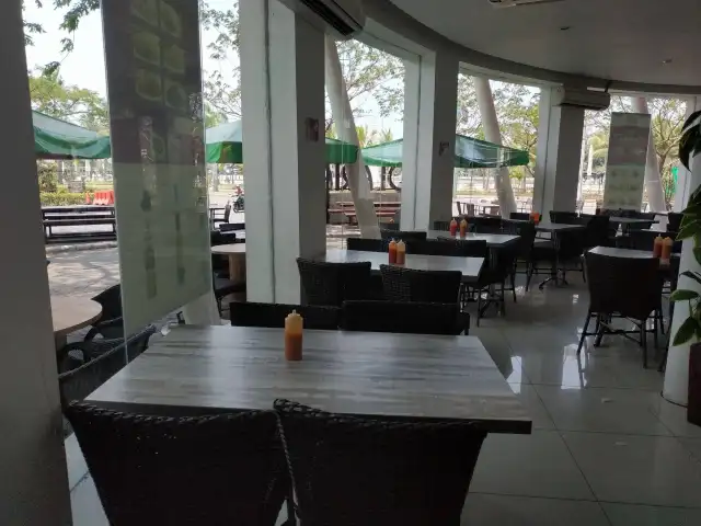 Gambar Makanan Solaria 13