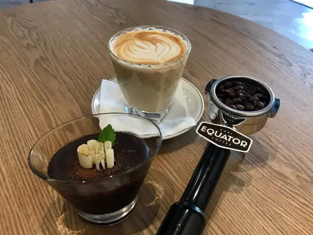 Gambar Makanan Kopi Equator Coffee 2