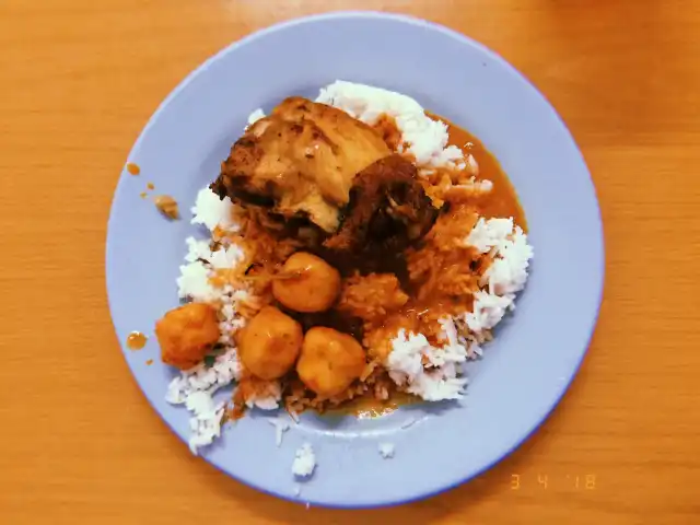 Erwina Nasi Padang Food Photo 7