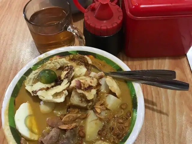 Gambar Makanan Lontong Kari Kebon Karet 17