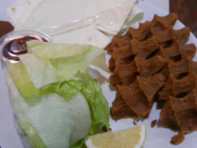 Meşhur Adıyaman Çig Köftecisi'nin yemek ve ambiyans fotoğrafları 6
