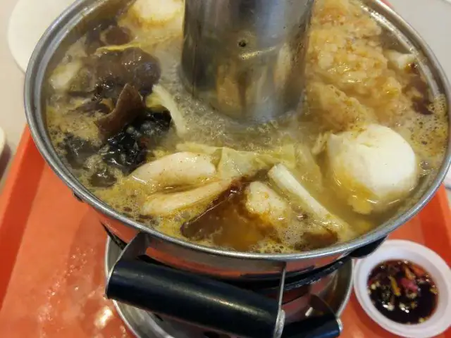 Gambar Makanan Steamboat House 11