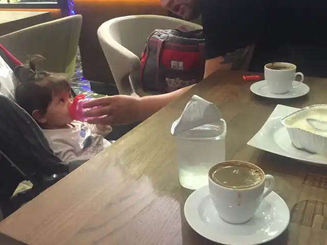 ULVIYE BOREK&CAFE'nin yemek ve ambiyans fotoğrafları 11