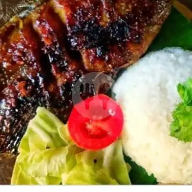 Gambar Makanan Cemal Cemil Putri Dan Lalapan Ayam 17