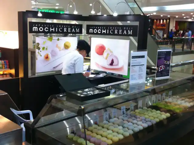 Mochi Cream Food Photo 6