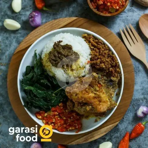 Gambar Makanan GarasiFood 040 Nasi Padang, Denpasar 1