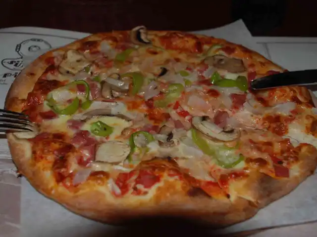 Sünger Pizza Restaurant'nin yemek ve ambiyans fotoğrafları 80