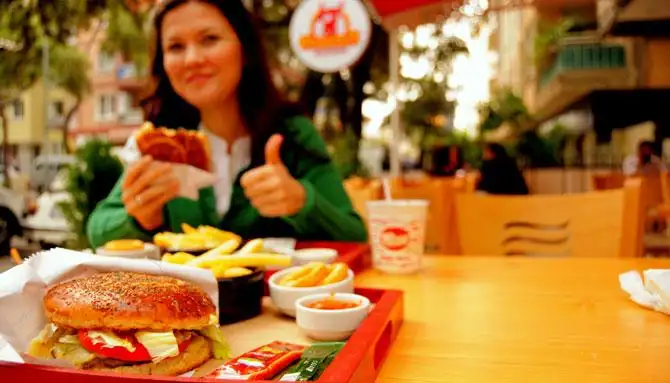Ohannes Burger'nin yemek ve ambiyans fotoğrafları 17