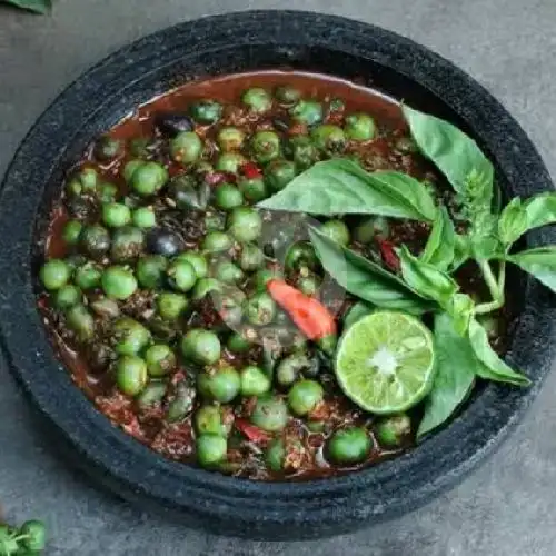 Gambar Makanan Warung Nasi Sunda Ibu Nur, Pasir Mulus 2
