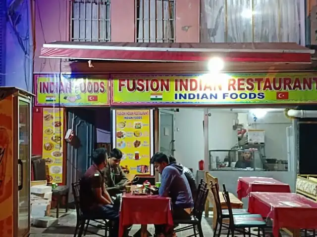Fusion  Indian Restauran'nin yemek ve ambiyans fotoğrafları 8