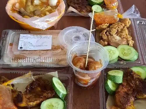 Geprek Mak Inun, Serang Kota