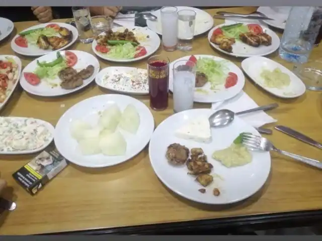 Sütlüce Çınar Altı'nin yemek ve ambiyans fotoğrafları 1