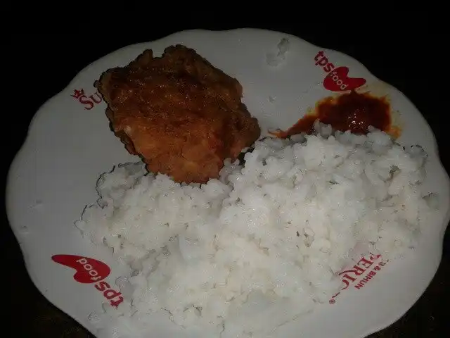 Gambar Makanan Fried Chicken Cak Yunus 3