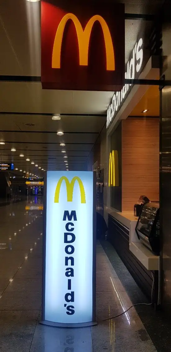 McDonald's'nin yemek ve ambiyans fotoğrafları 36