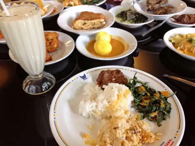 Gambar Makanan Restoran Sederhana 10