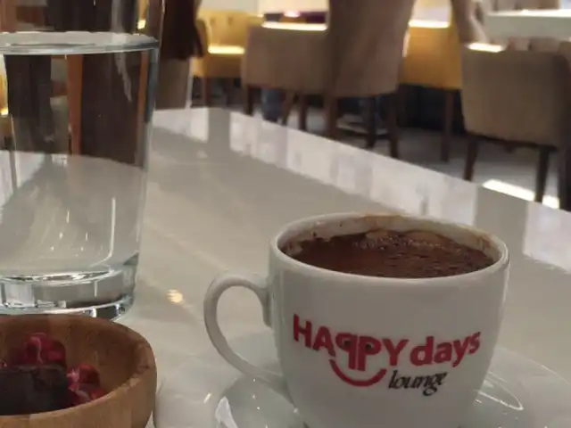 Happy Days Lounge'nin yemek ve ambiyans fotoğrafları 3