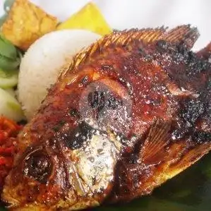 Gambar Makanan Pecel Lele Mamah Dedeh Sukajadi 9