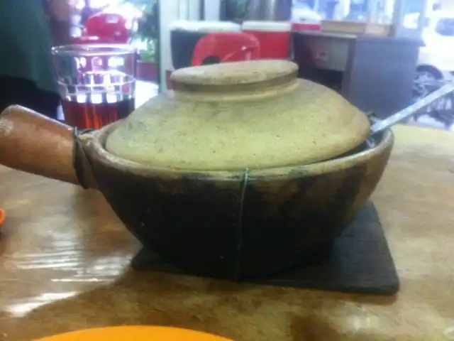 Heng Kee Claypot Chicken Rice Food Photo 9