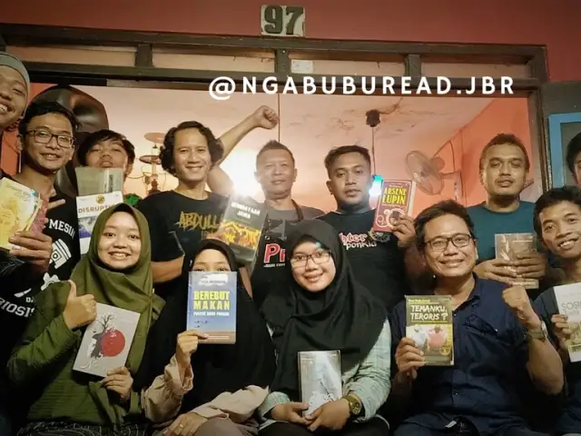 Gambar Makanan Rumah Kafe Jember 20