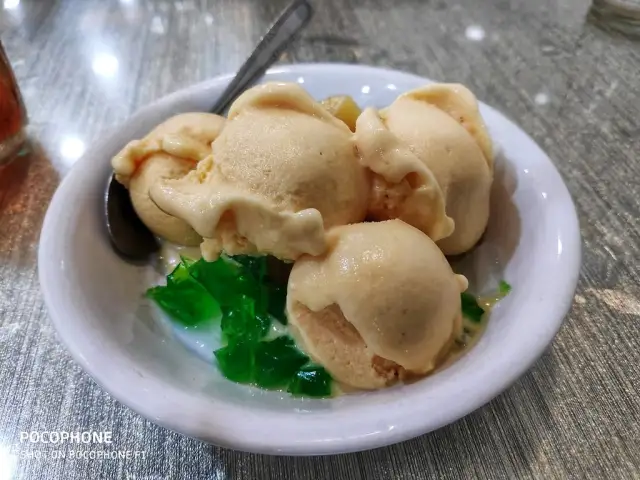 Gambar Makanan Ice Cream Gunung Salju 2