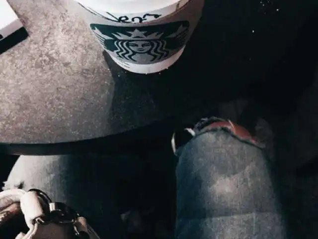 Emaar Starbucks'nin yemek ve ambiyans fotoğrafları 48