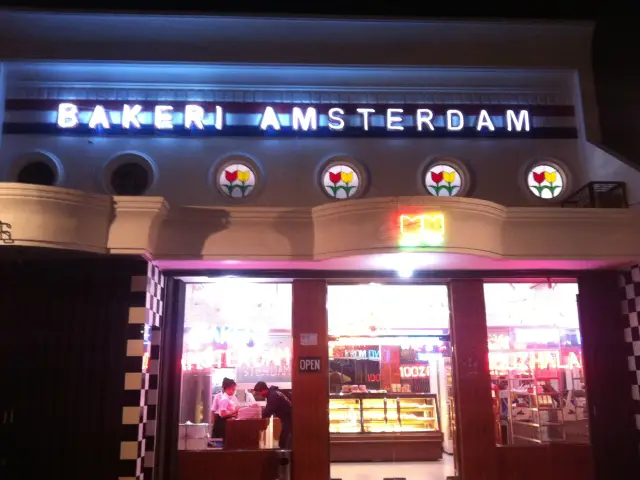 Gambar Makanan Amsterdam Bakery 2