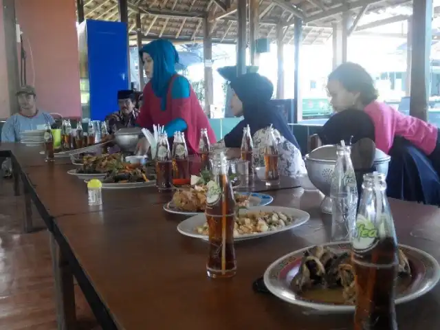 Gambar Makanan Goeboeg Resto 8