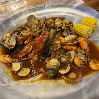 Megi Ketam Bistro