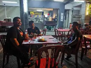 D'tempayan robim cafe