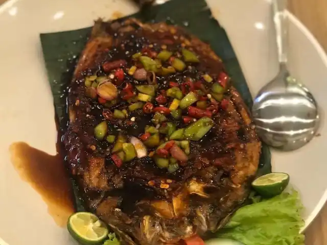 Gambar Makanan Gama Ikan Bakar dan Seafood 14