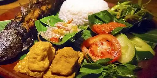 Pecel Lele Cabe Ijo Rempoa