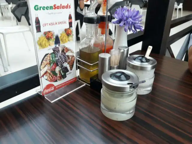 Green Salads'nin yemek ve ambiyans fotoğrafları 29