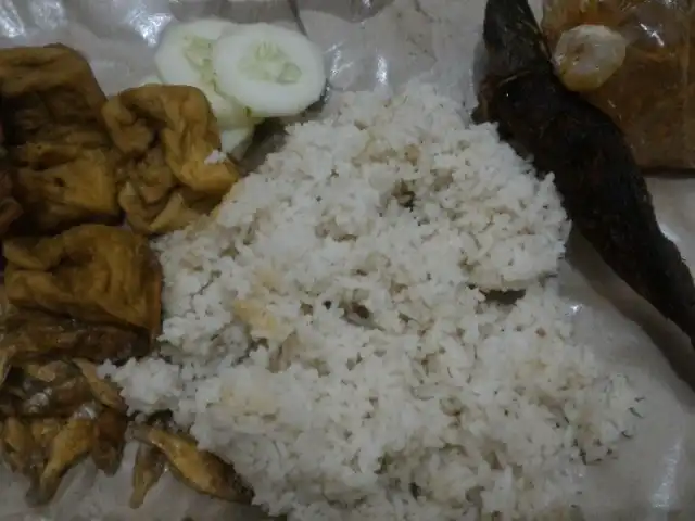 Gambar Makanan Warung Exclusive "Nasi Tempe Penyet" 1