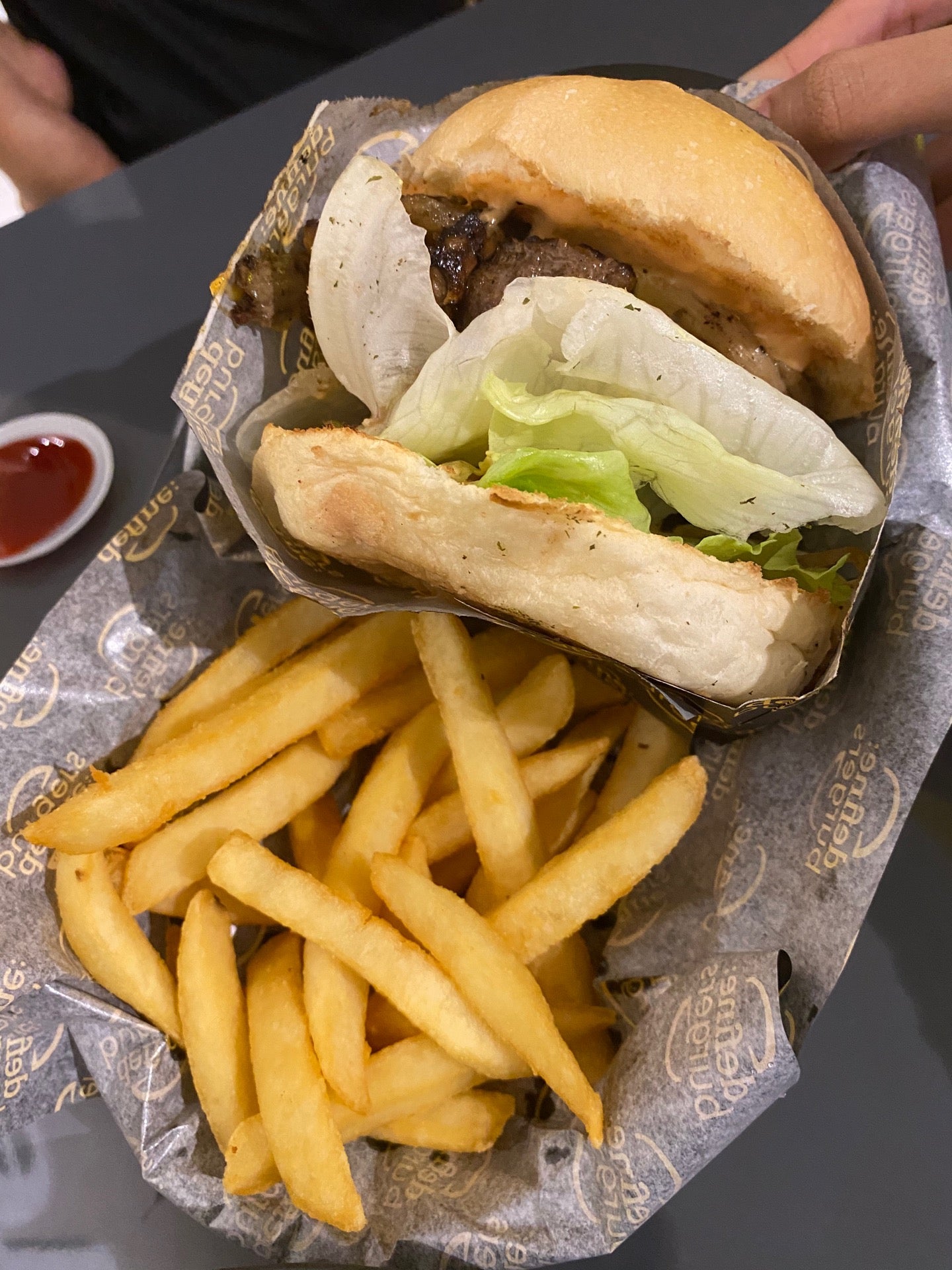 DefineBurgers Jalil, Restaurant, Kuala Lumpur YummyAdvisor